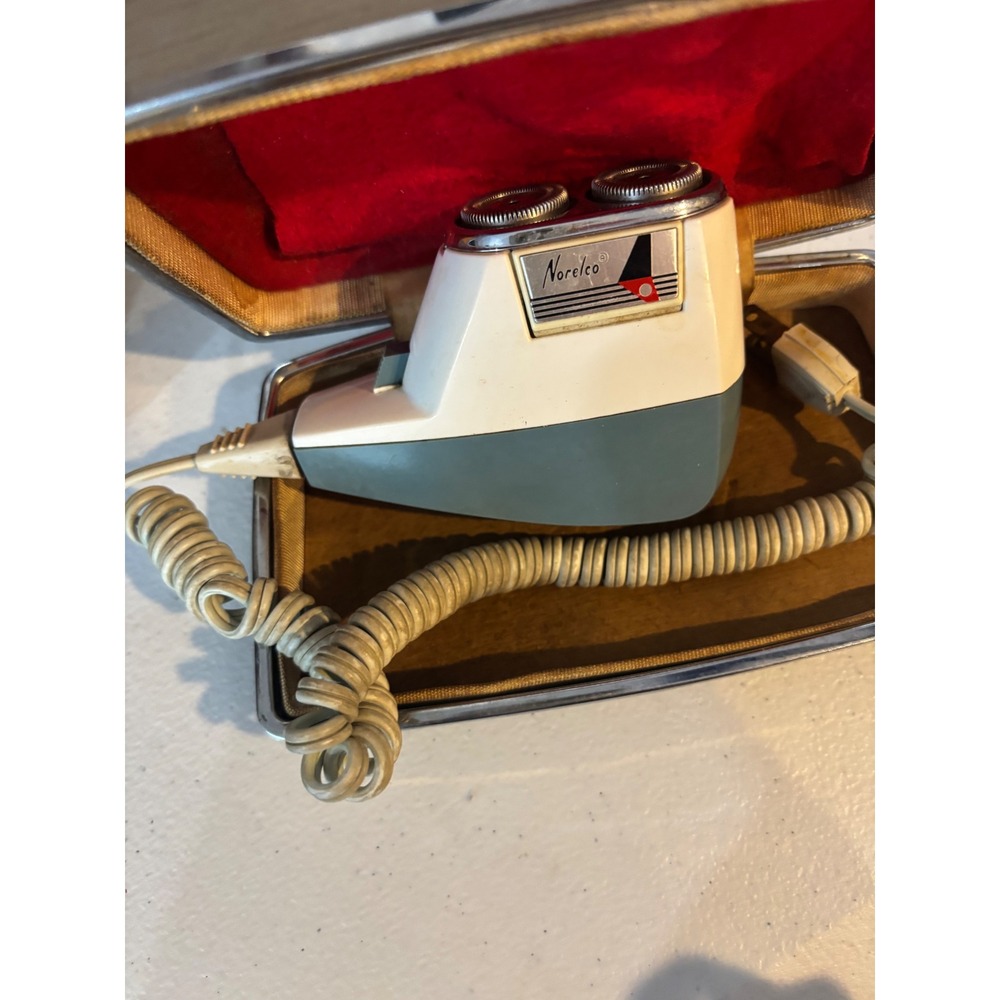 Vintage Norelco Speedshaver Electric Razor Dual Head Grey White Holland with Cas - Picture 7 of 9